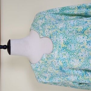 Hearts of Palm Women Green & White Aztec Motif 3/4 Length Sleeve Pullover Shirt